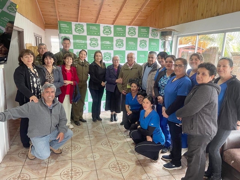 Linares: Carabineros comunitarios gestionó  reencuentro familiar entre hermanos