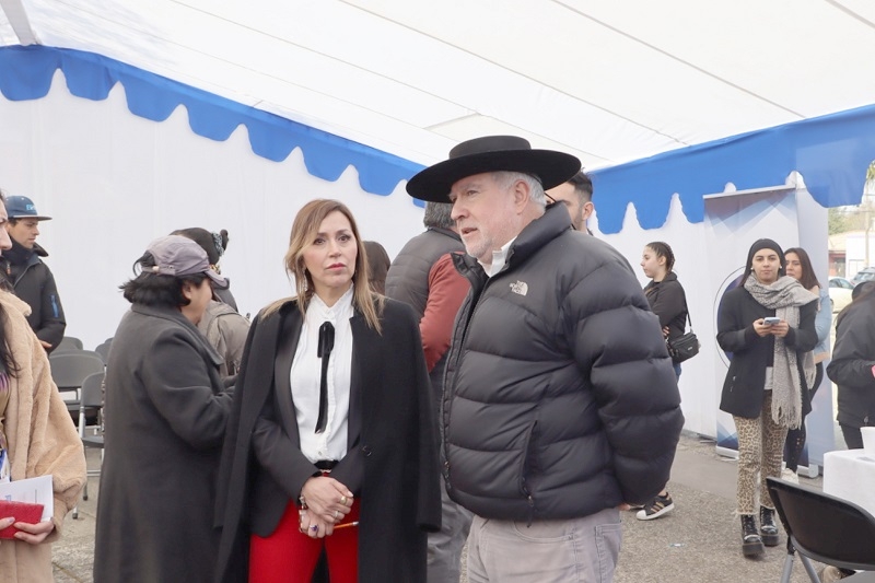 Exitosa Feria Laboral Anual en Longaví