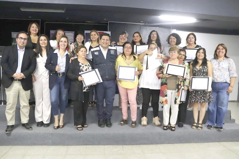 En Talca: 57 mujeres se certificaron en programa SENCE “Brecha Digital Cero”