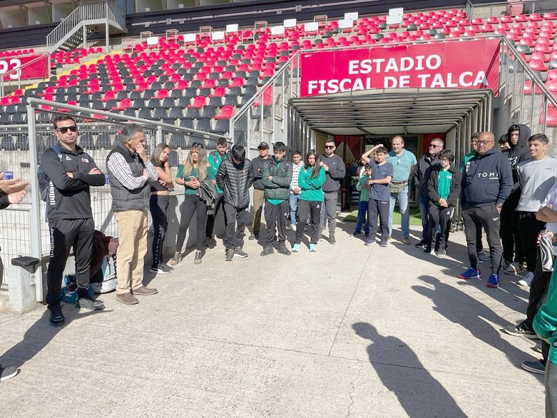 Deportistas maulinos inician su participación en Sudamericano Escolar