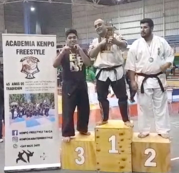 ESCUELA "MIYAMOTO COBRA KIM" DE LINARES SIGUE OBTENIENDO MEDALLAS.-  