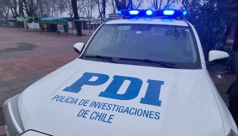 Linares: PDI detiene a 2 personas como presuntos autores de robo