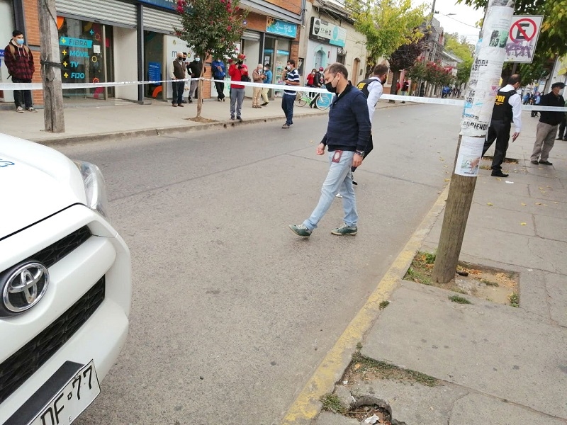 Linares: Asalto a plena luz del día con armas de fuego afecta a persona tras salir del Banco