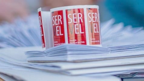 Servel: se extiende vigencia de cédulas de identidad y pasaportes para votar el próximo 7 de mayo