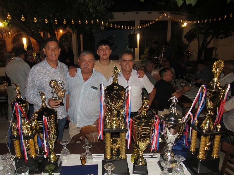 Unión Colbun  Fue el rey de copa en la Asociación de Fútbol Amateur de Linares 