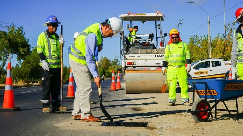 Autoridades y vecinos dieron el vamos oficial a la reparación de la ruta 126 Sur de Cauquenes