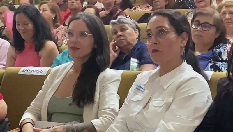 Ministra Camila Vallejo llegó a Linares para participar de diálogo sobre reforma a las pensiones