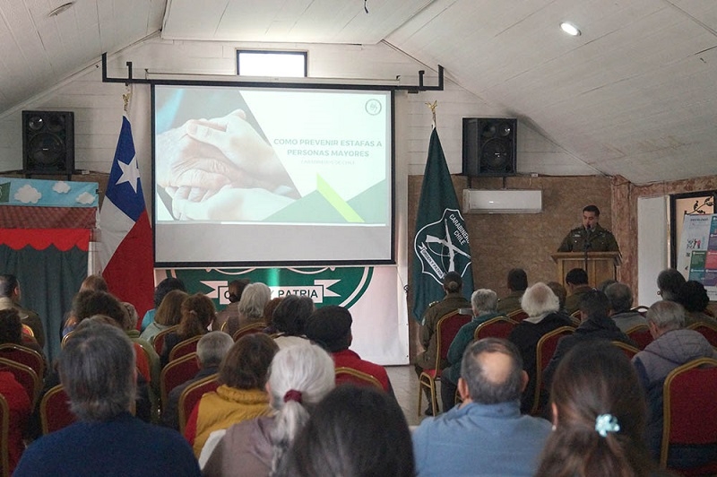 Carabineros junto a SENAMA Maule reforzaron la protección de las personas mayores con capacitaciones y actividades preventivas 