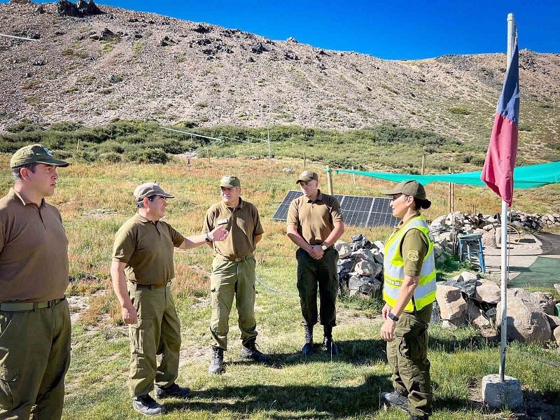 Jefa de Zona Maule de Carabineros acompañó relevo de avanzada temporal fronteriza Retén El Melado