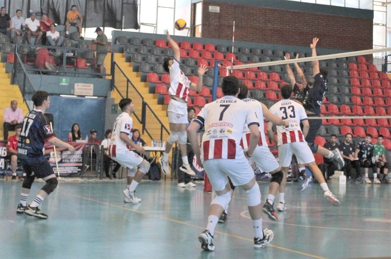 Vóleibol: A horas del debut en la Liga A 1 complicado panorama para  los linarenses 