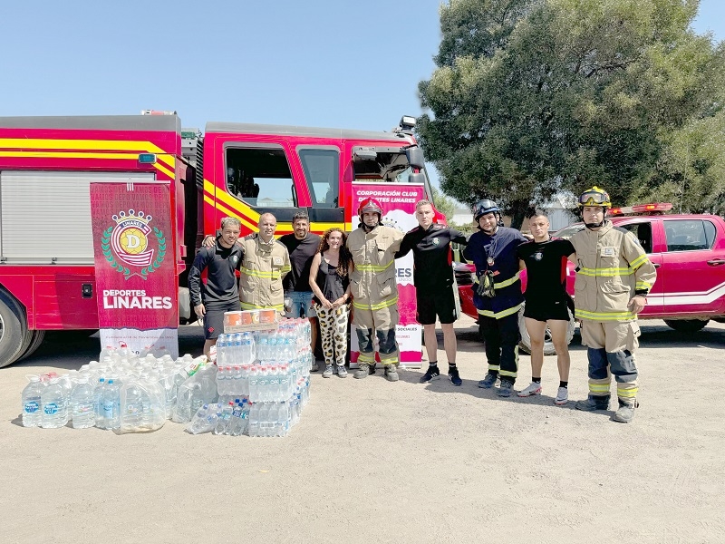 Campaña solidaria: Deportes Linares junto a su hinchada colaboraron con Bomberos y damnificados 