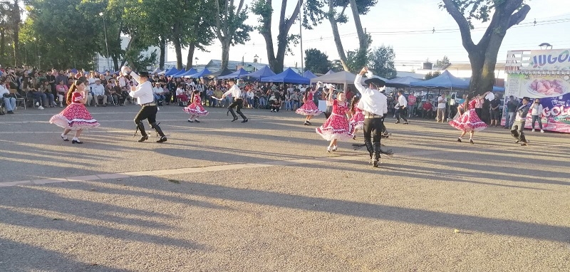 Linares disfrutó con la Fiesta Costumbrista de San Ambrosio