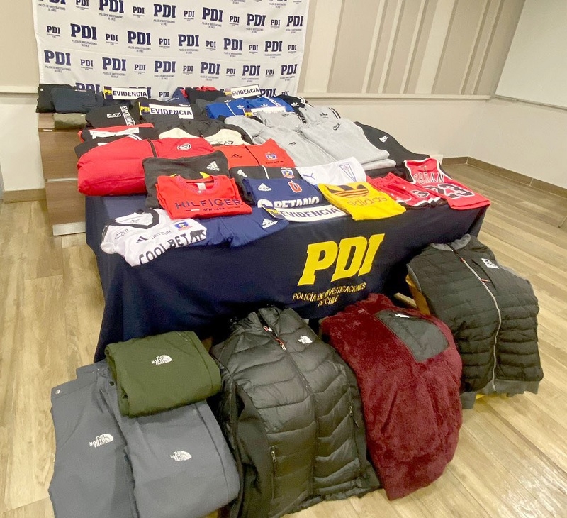 Linares: PDI incautó más de 12 millones de pesos en ropa falsificada