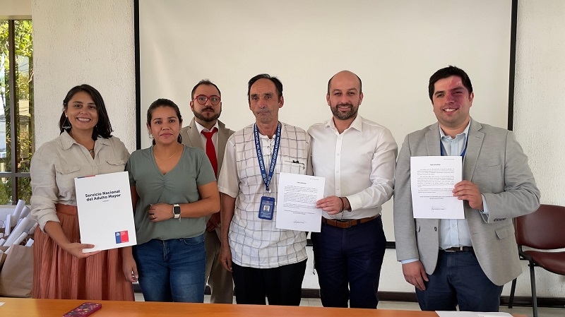 SENAMA Maule realiza jornada regional con alcaldes y encargados del adulto mayor de los municipios maulinos