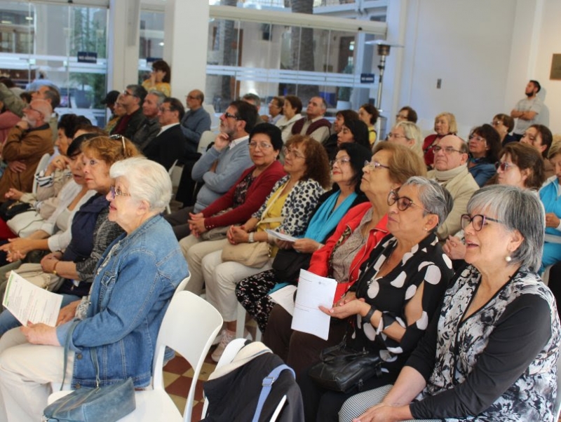 Personas mayores disfrutaron de la segunda versión de la Escuela de Verano Senior 2025 en la PUCV