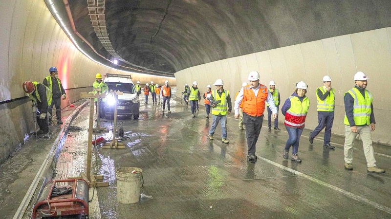 Hace agua: Autopista Vespucio Oriente deberá reducir tarifas por filtraciones