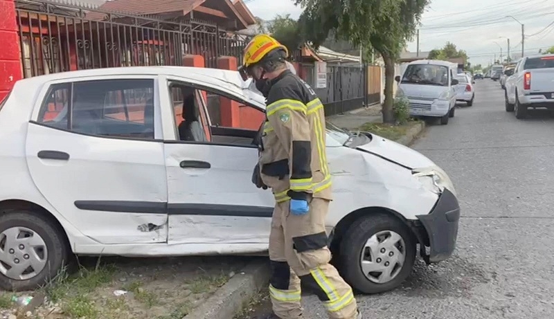 Linares: Dos accidentes de tránsito activaron dispositivos de rescate de Bomberos