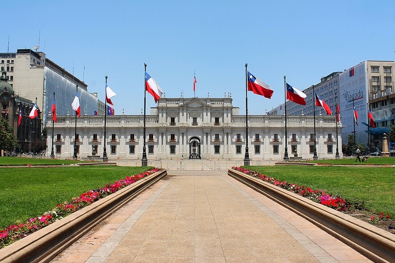 Ranking The Economist: Chile deja de ser una "democracia plena" y vuelve al nivel de "defectuosa"