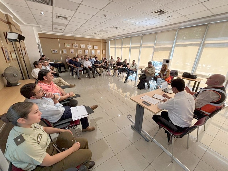 Parral: Municipio establece pionera mesa de trabajo público – privada para la prevención de incendios