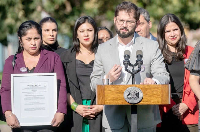 Encuesta CADEM: Presidente Boric con 30% de aprobación y 65% de desaprobación