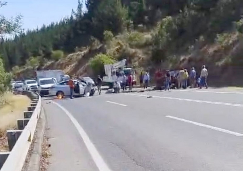 San Javier: colisión de vehículos deja 2 fallecidos en Ruta Los Conquistadores