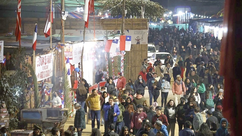 Fiestas Patrias XXL: ¿Positivas o negativas para la economía?