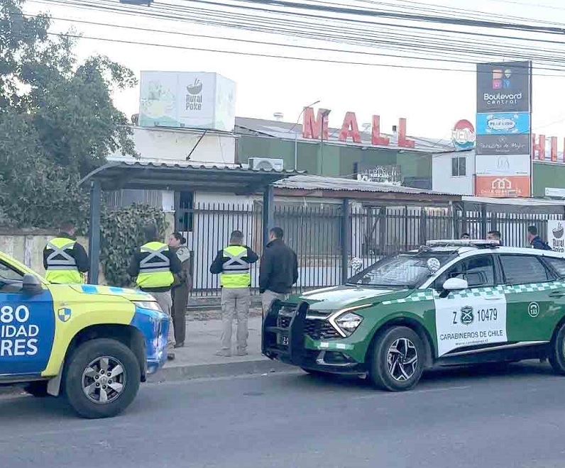 Linares  Seguridad Pública Municipal frustró robo en Avenida Januario Espinoza