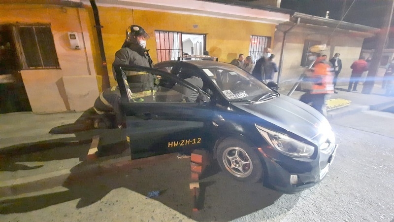 Linares: Colisión de vehículos en sector oriente con 3 lesionados