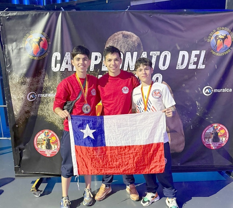 Éxito linarense en el Mundial de Kick Boxing  que se realizó en España 