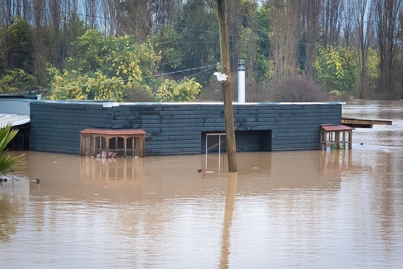 San Javier: reportan daños en Nirivilo por desborde del río Purapel