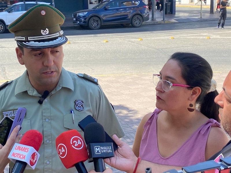 Linares: Delegada Presidencial Provincial  junto a carabineros entregaron balance policial del fin de semana