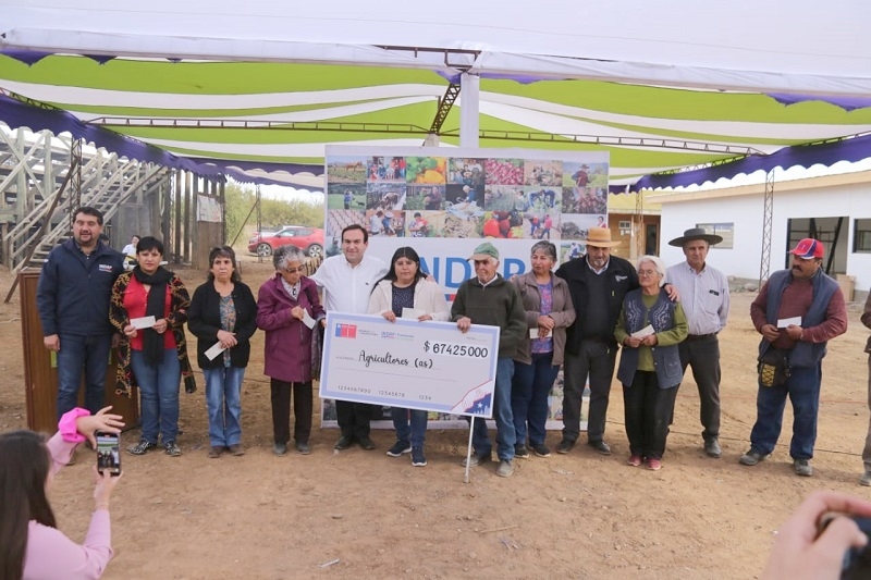 INDAP entregó incentivos de capital de trabajo a agricultores de Curepto, San Javier, Linares y Pencahue