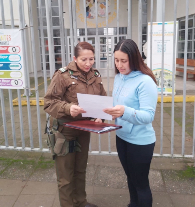 Linares: Carabineros refuerza la prevención de delitos en establecimientos educacionales