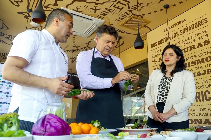 Ministerio de Agricultura destaca baja en precios de frutas y verduras de temporada 