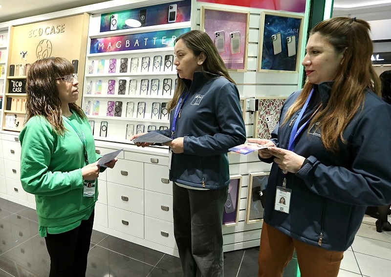 Malls y strip center estarán cerrados el domingo 27 y trabajadores y trabajadoras contarán con 3 horas para votar en las elecciones