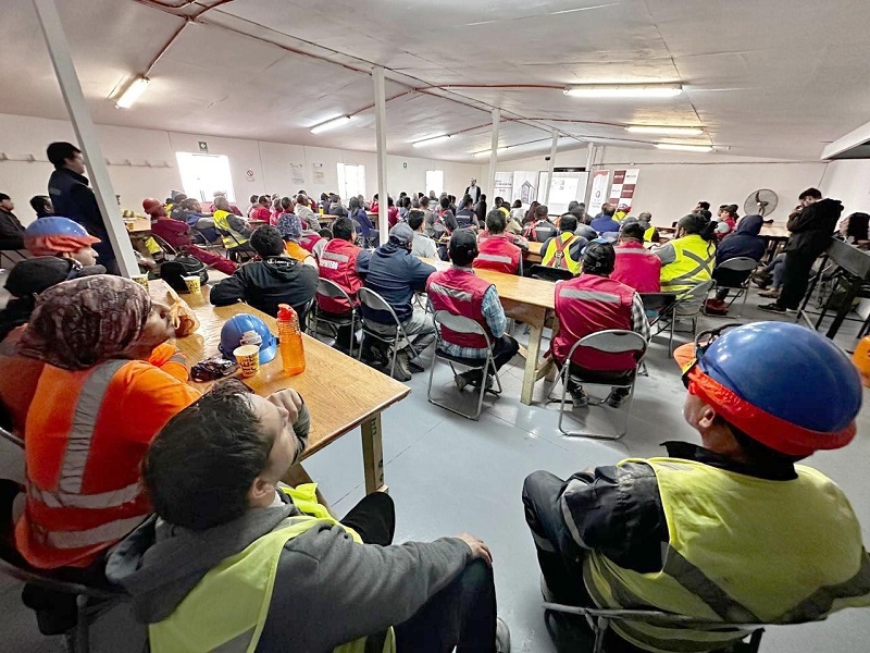 SENDA abre postulaciones a programa  de prevención en espacios laborales