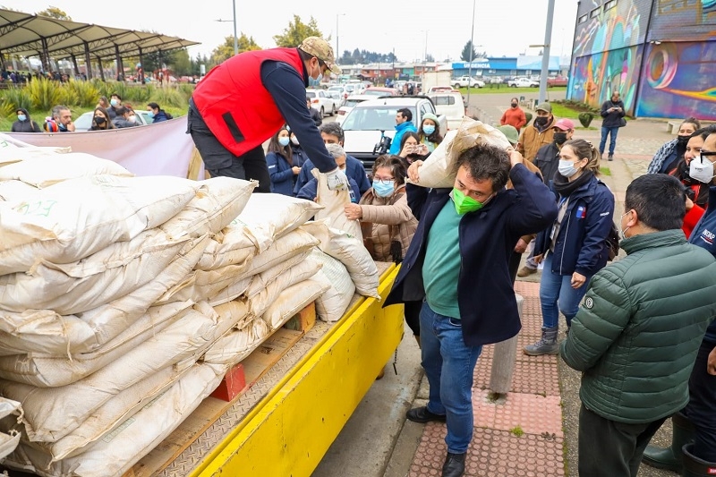 Fertilizantes para Chile:   Gobierno inicia entrega de 12 mil toneladas con una inversión de $14 mil millones para beneficiar a cerca de 71 mil agricultores