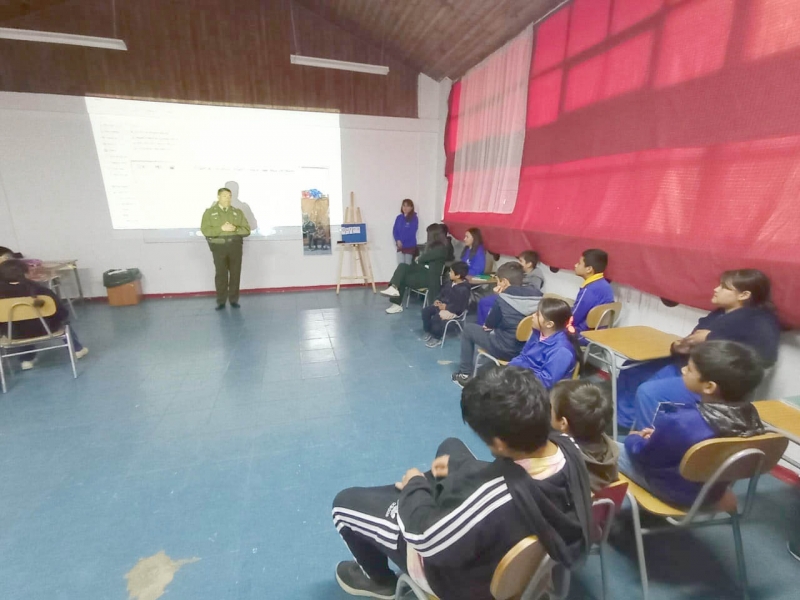 Linares: Carabineros del Retén Palmilla realizó charla sobre seguridad vial