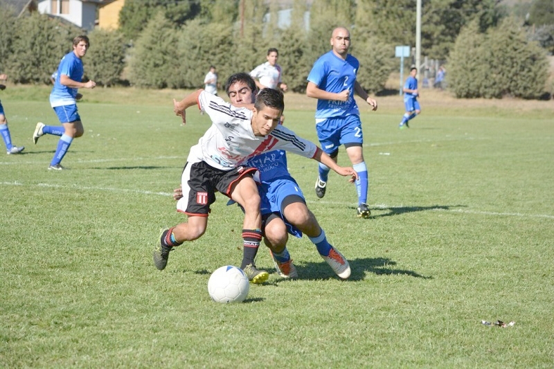 El fútbol amateur se toma la parrilla del fin de semana 