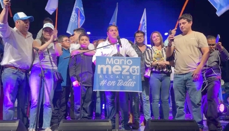 HECHOS QUE HICIERON NOTICIA EL AÑO 2024 (4) Elecciones 2024: Mario Meza Vásquez reelecto Alcalde de Linares por tercer periodo consecutivo