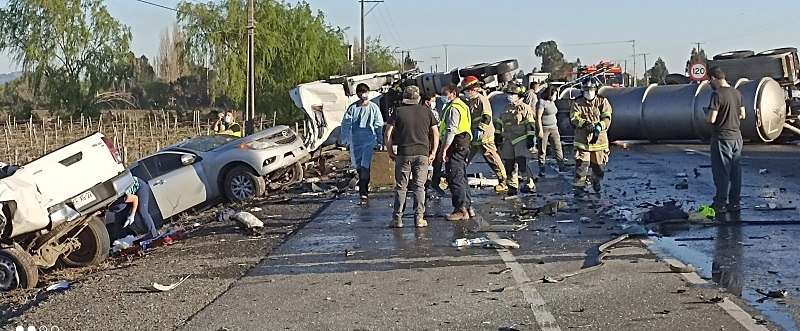 Villa Alegre: Un fallecido y 3 lesionados en accidente ocurrido en la Ruta 5 Sur