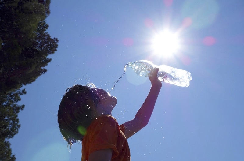 A prepararse para un febrero caluroso: se esperan nuevas olas de calor en la zona central