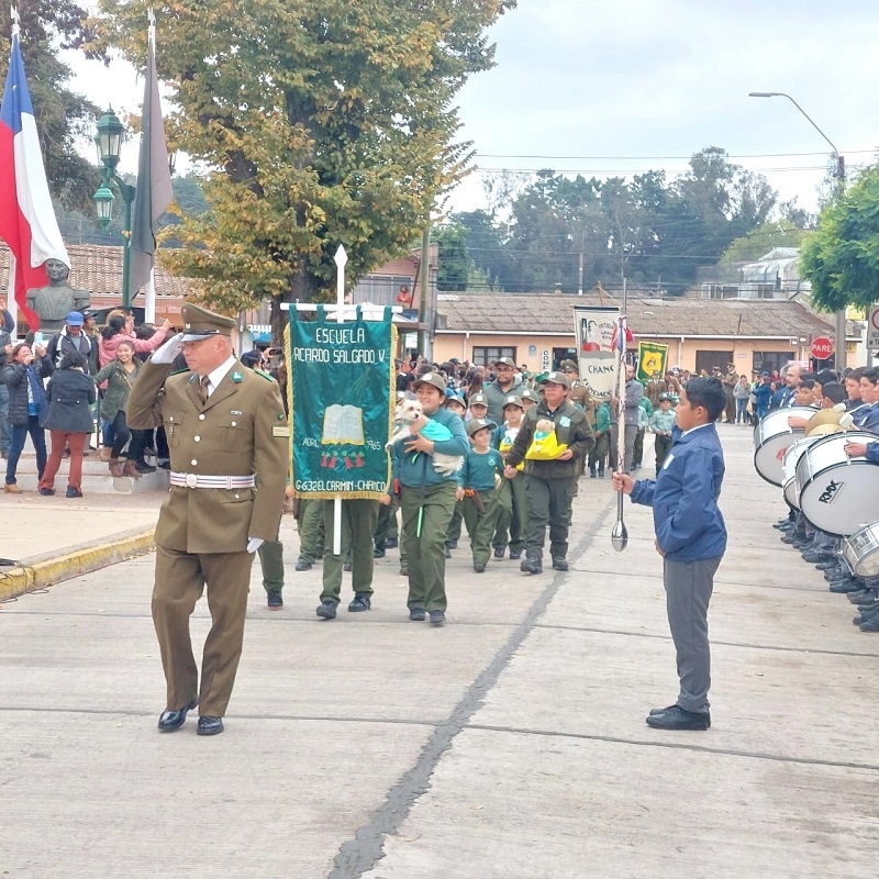 Carabineros de Chanco  realizaron un desfile en conmemoración de los 96 años de la institución