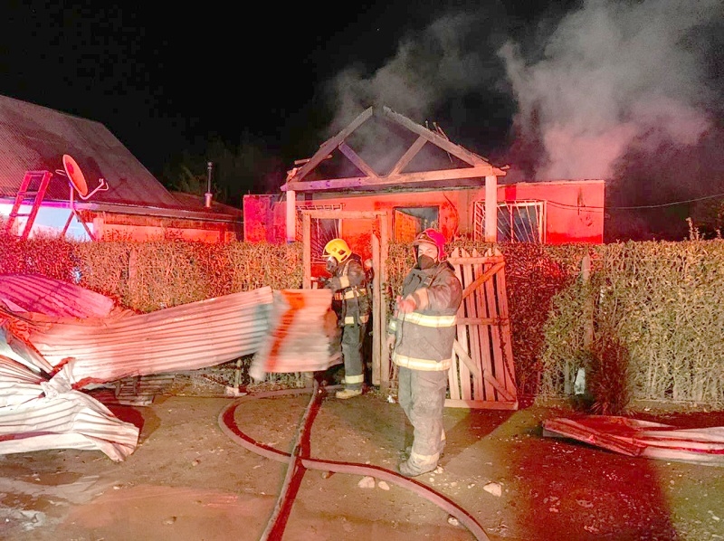 _incendio destruyó vivienda en sector Los Batros