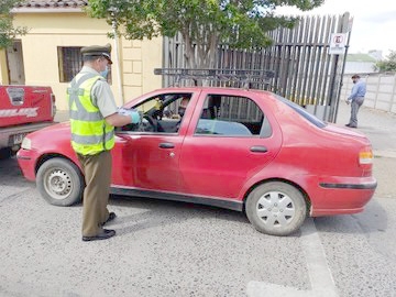  Carabineros reitera a los conductores las normativas de la ley “No chat”