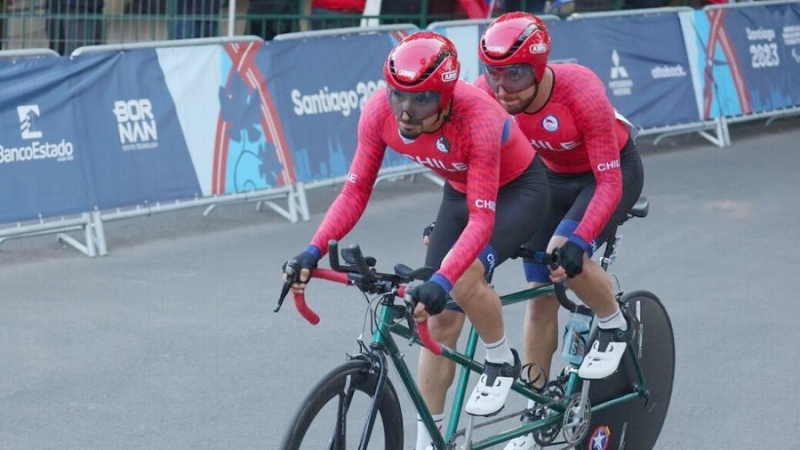 Matías Mansilla, de Linares, se colgó el bronce en el Para Ciclismo de Ruta
