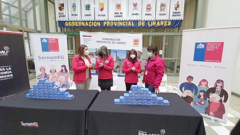 Presentan en Linares dispositivos de emergencia para mujeres víctimas de violencia