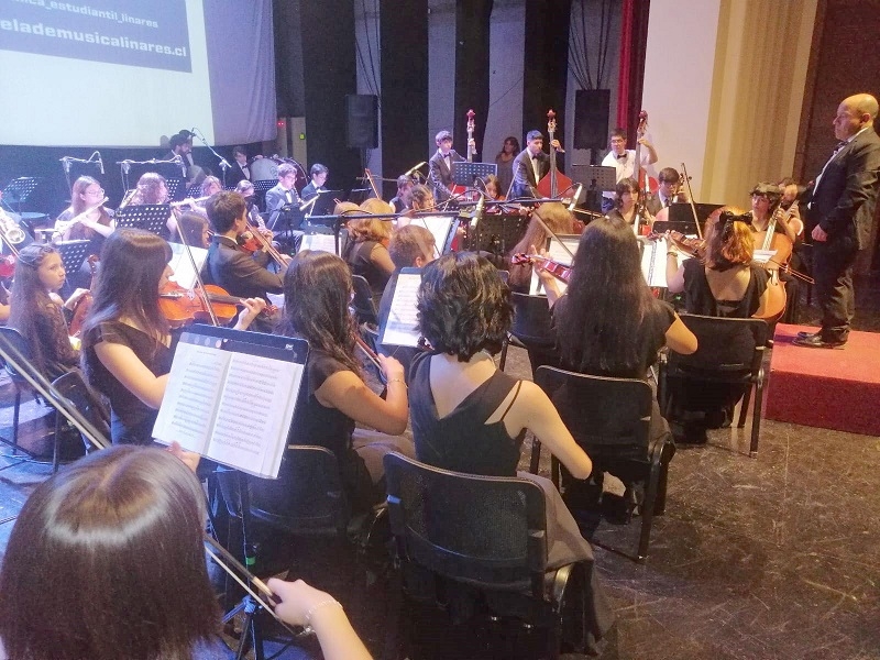 Orquesta Sinfónica Estudiantil de Linares ofreció Concierto de Gala