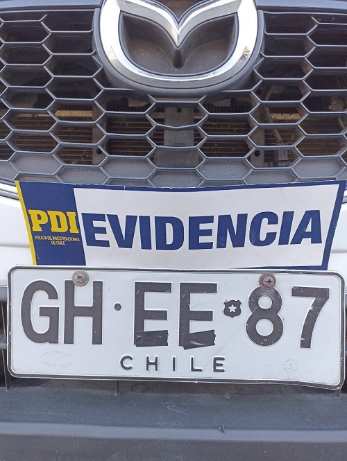 PDI recuperó dos vehículos en Talca y detecta “burda” adulteración de patente