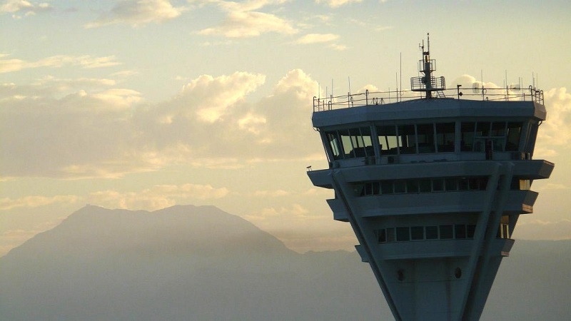 Controladores aéreos anuncian movilización en todos los aeropuertos en Chile